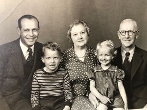 George Collins Kinnear, George Edward Kinnear, Alta Lenore Copeland Kinnear, Barbara Ann Kinnear and George Copeland(1)