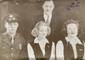 Hedlund, Carl in back, Bob, Mary Ann and Betty Hedlund in front