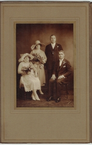 Kowalonek, Antoinette